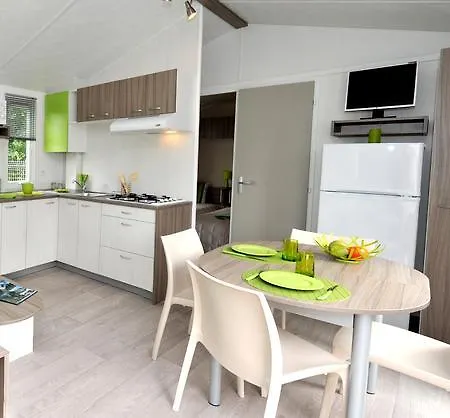 Camping La Presqu'ile Campeggio 4*